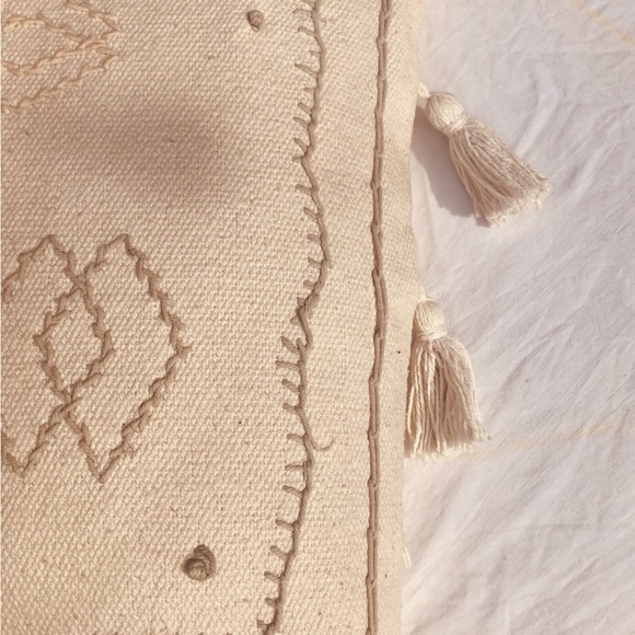 Vintage textured cotton rectangular pillow tassels at ends feather down insert - Picture 6 of 12